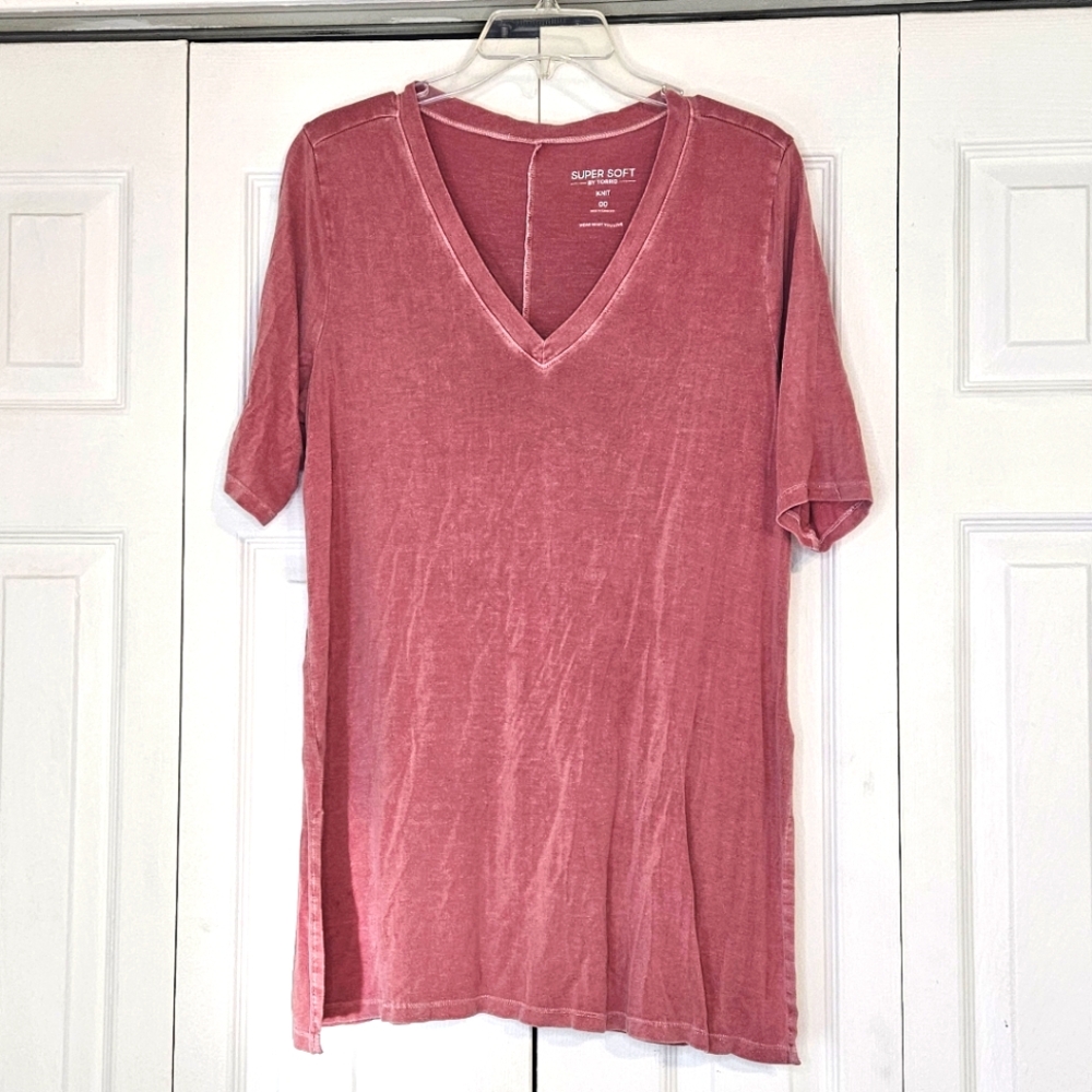 Super Soft Pink V-Neck T-Shirt
